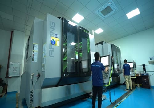 Rapid Model Precision 5-Axis Machining Center